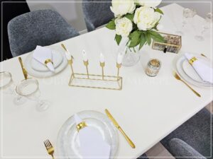 Obrus plamoodporny GRACJA GŁADKA kolor biały