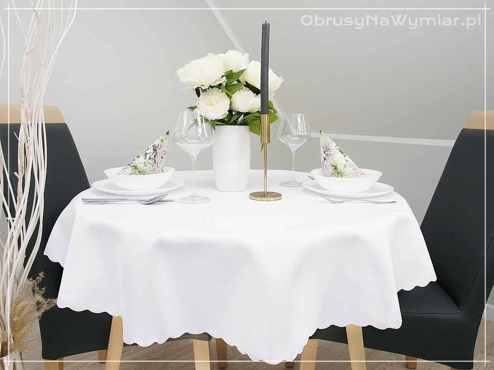 Obrus plamoodporny GRACJA kolor biały