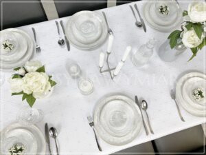 Obrus plamoodporny DE LUX DIAMENTY SREBRNE Z MANKIETEM