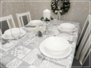 Obrus plamoodporny ŚWIĄTECZNY PATCHWORK