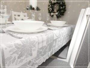 Obrus plamoodporny ŚWIĄTECZNY PATCHWORK