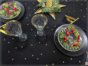 Obrus plamoodporny Obrus plamoodporny GWIAZDKI CZARNO-ZŁOTE Z MANKIETEM