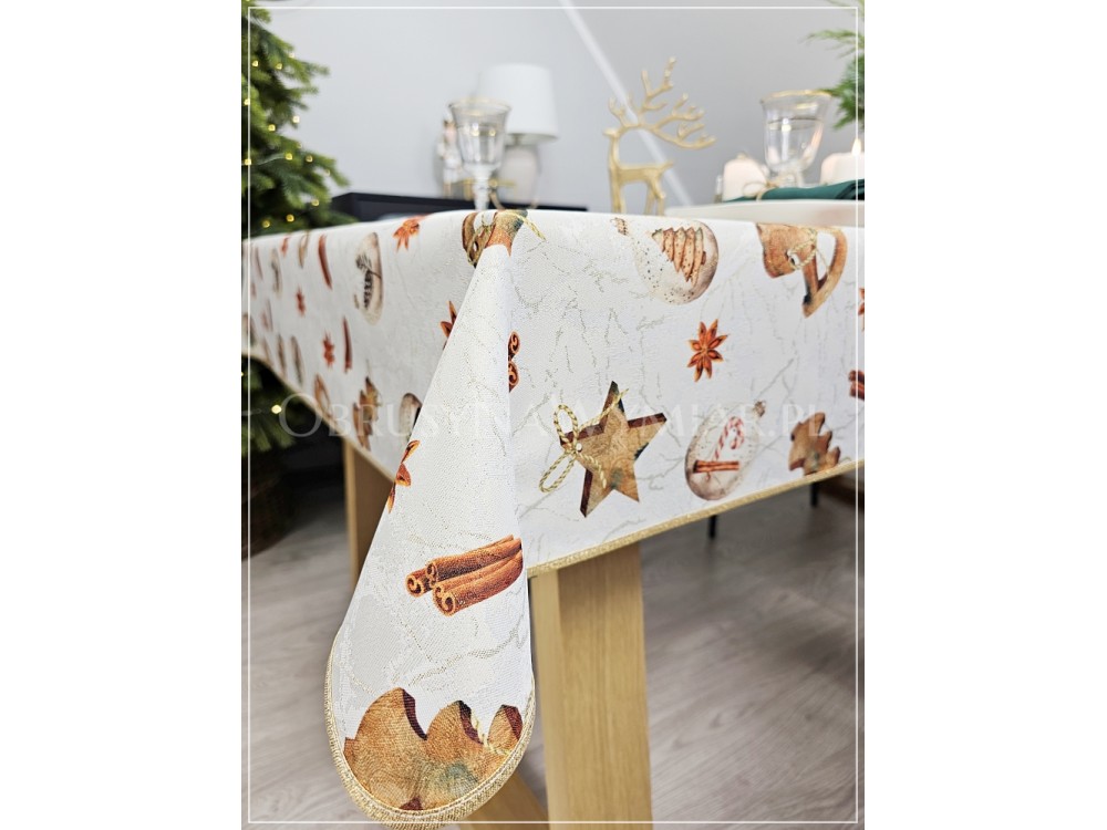 Obrus plamoodporny WOODEN STORY wykończony złotą lamówką