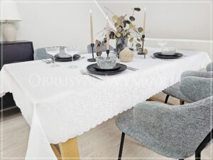 Obrus plamoodporny (wzór FINEZJA) kolor biały